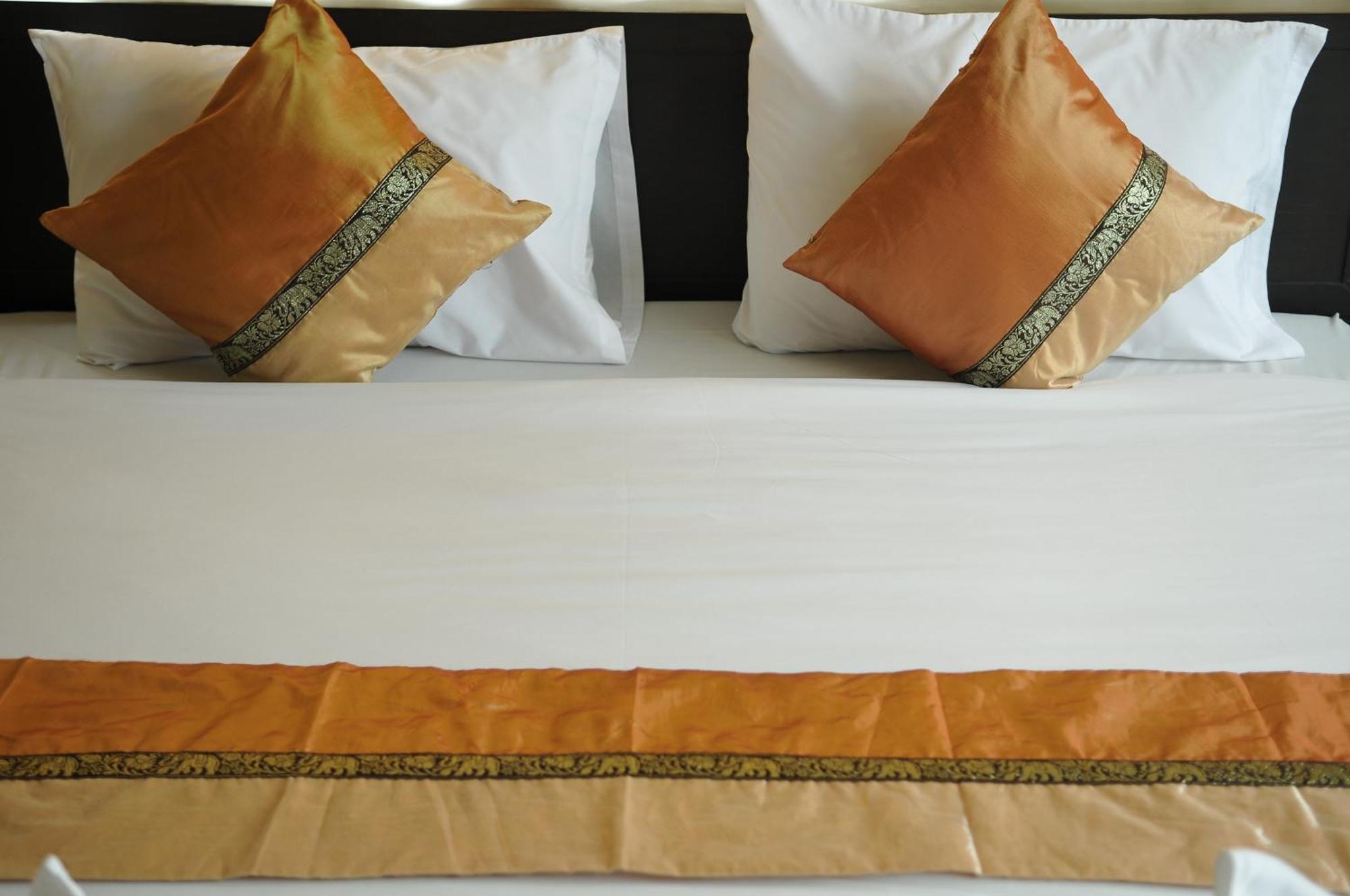 Regent Suvarnabhumi Hotel Bangkok Bagian luar foto