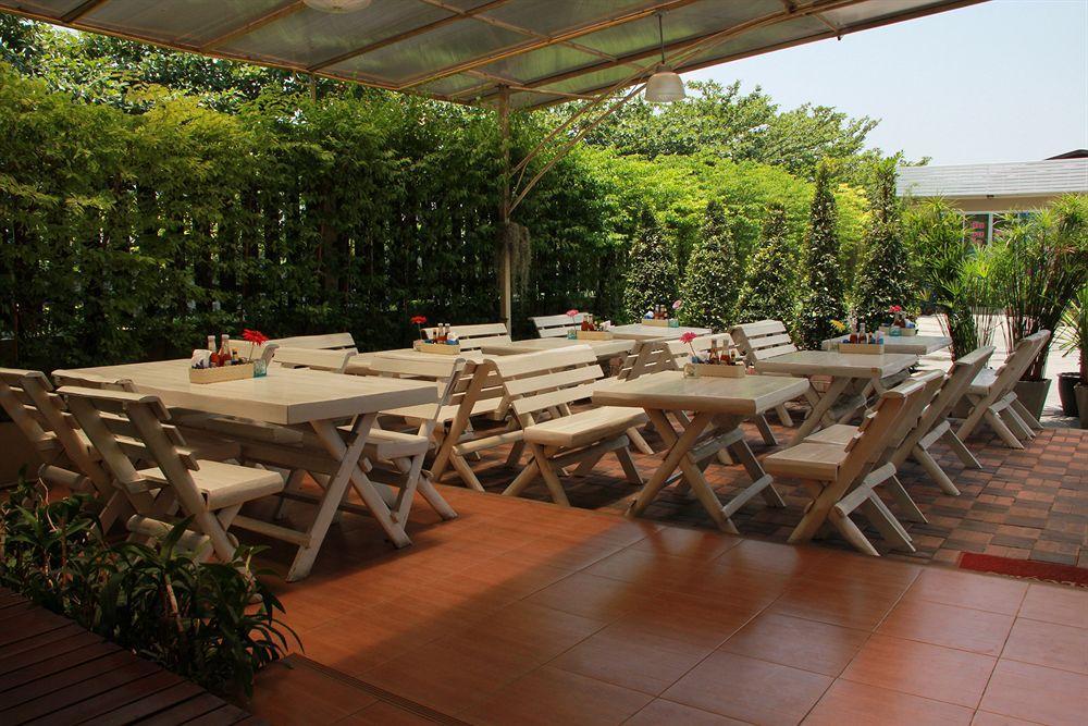 Regent Suvarnabhumi Hotel Bangkok Bagian luar foto